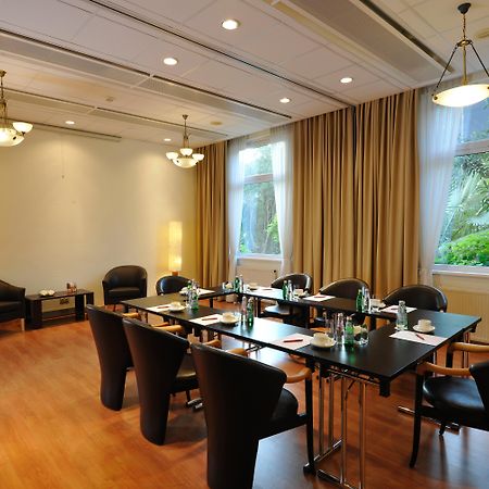 Rogner Hotel Tirana Exterior photo Meeting room